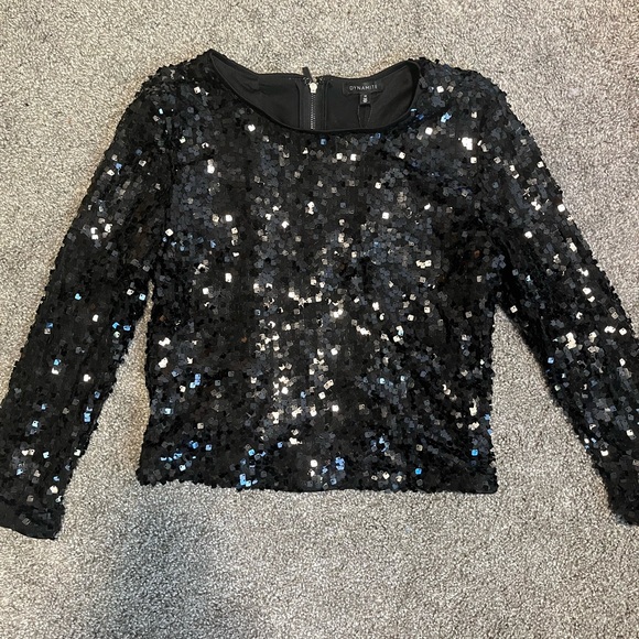 Black sequinned top - Picture 1 of 3
